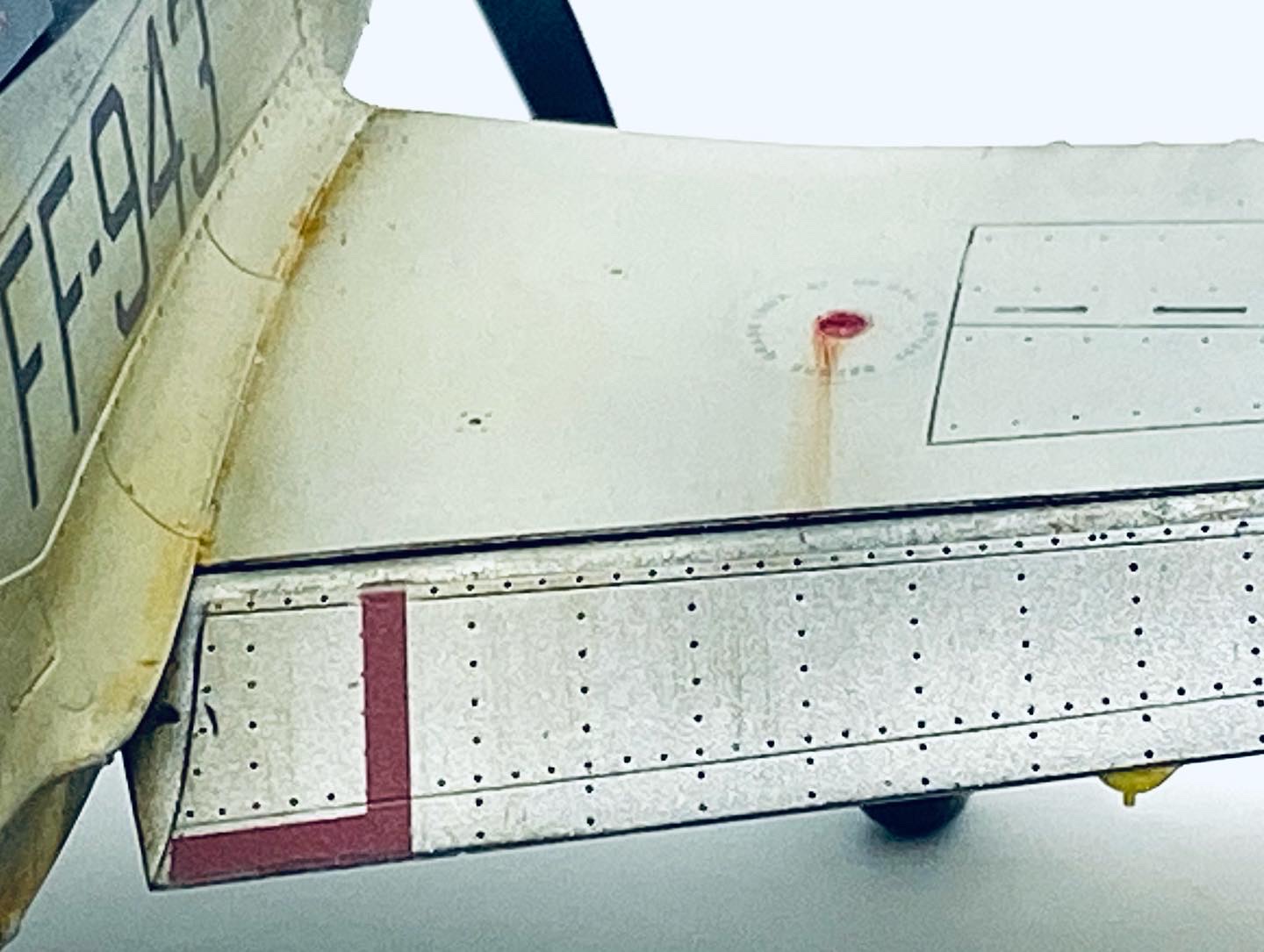 EFF37905-40D3-45E7-AAF4-D9E8DD210DEA